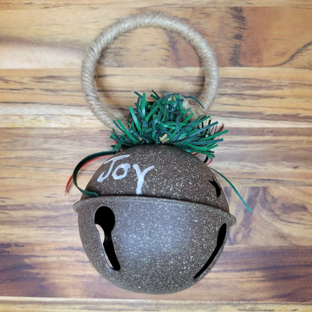 Rustic Christmas Peace Love Joy Door‎ Knocker Holiday Ornament Bell